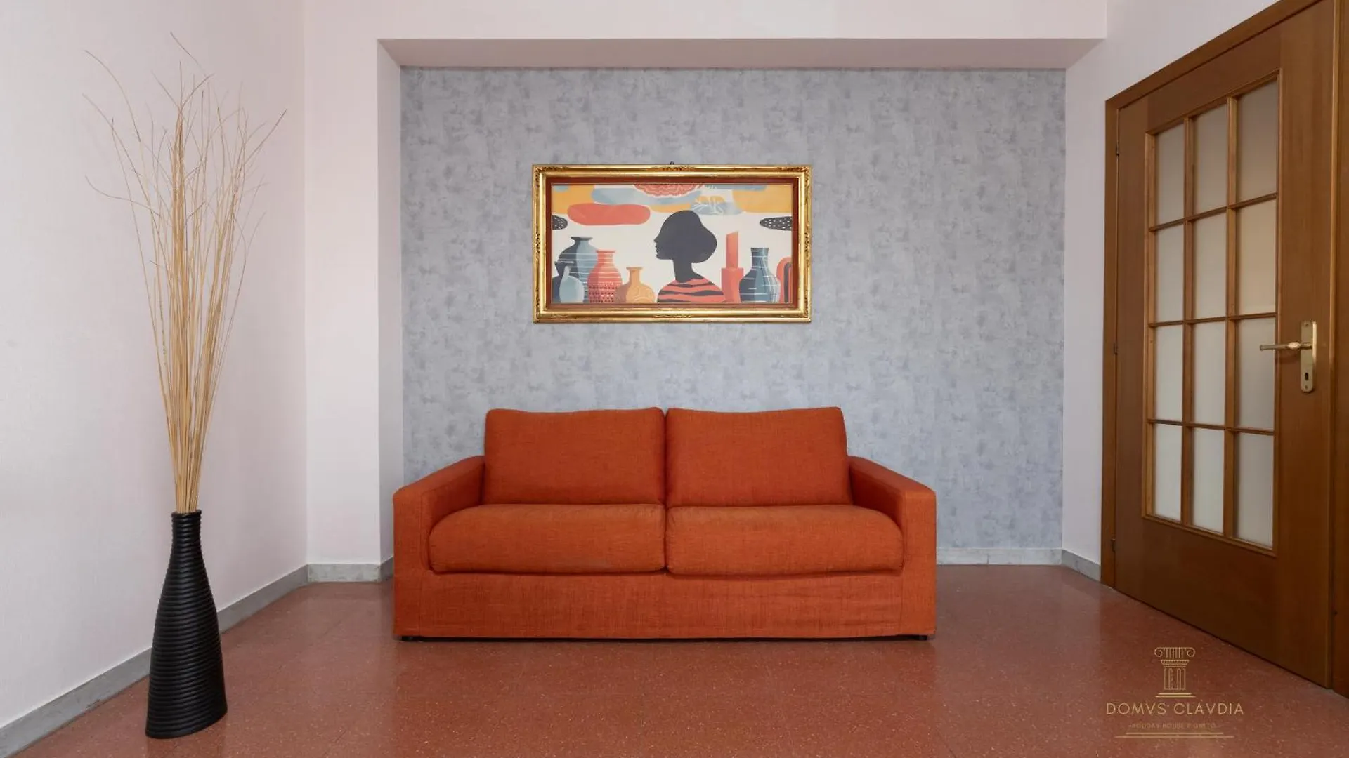 Domvs Clavdia - Metro Station, 8 Min To Center, Roma, 6Pax, A-C Apartment Rome